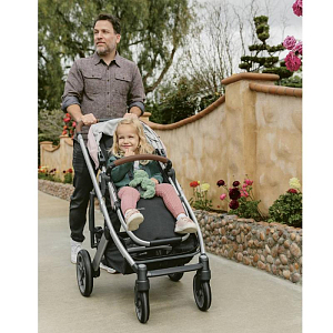 Коляска прогулочная UPPAbaby "Круз В2 Алиса"